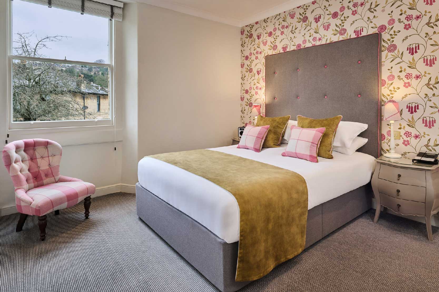 Incomparable Experiences