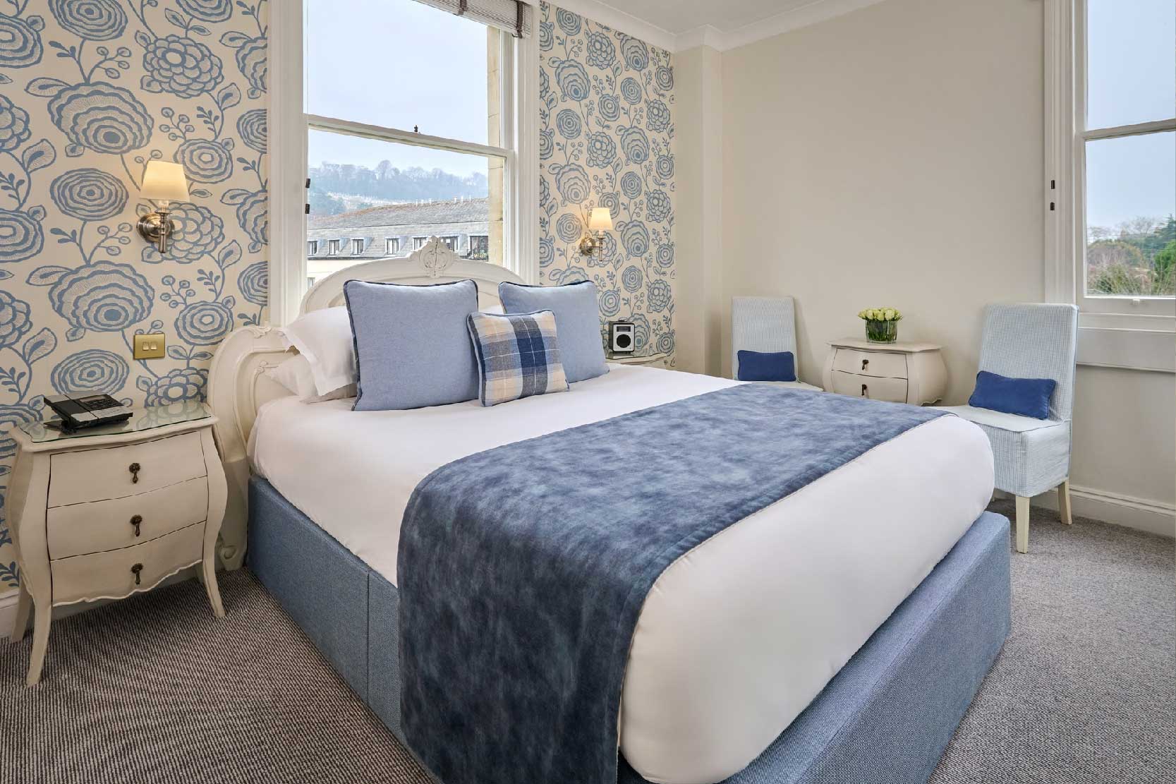 Incomparable Experiences