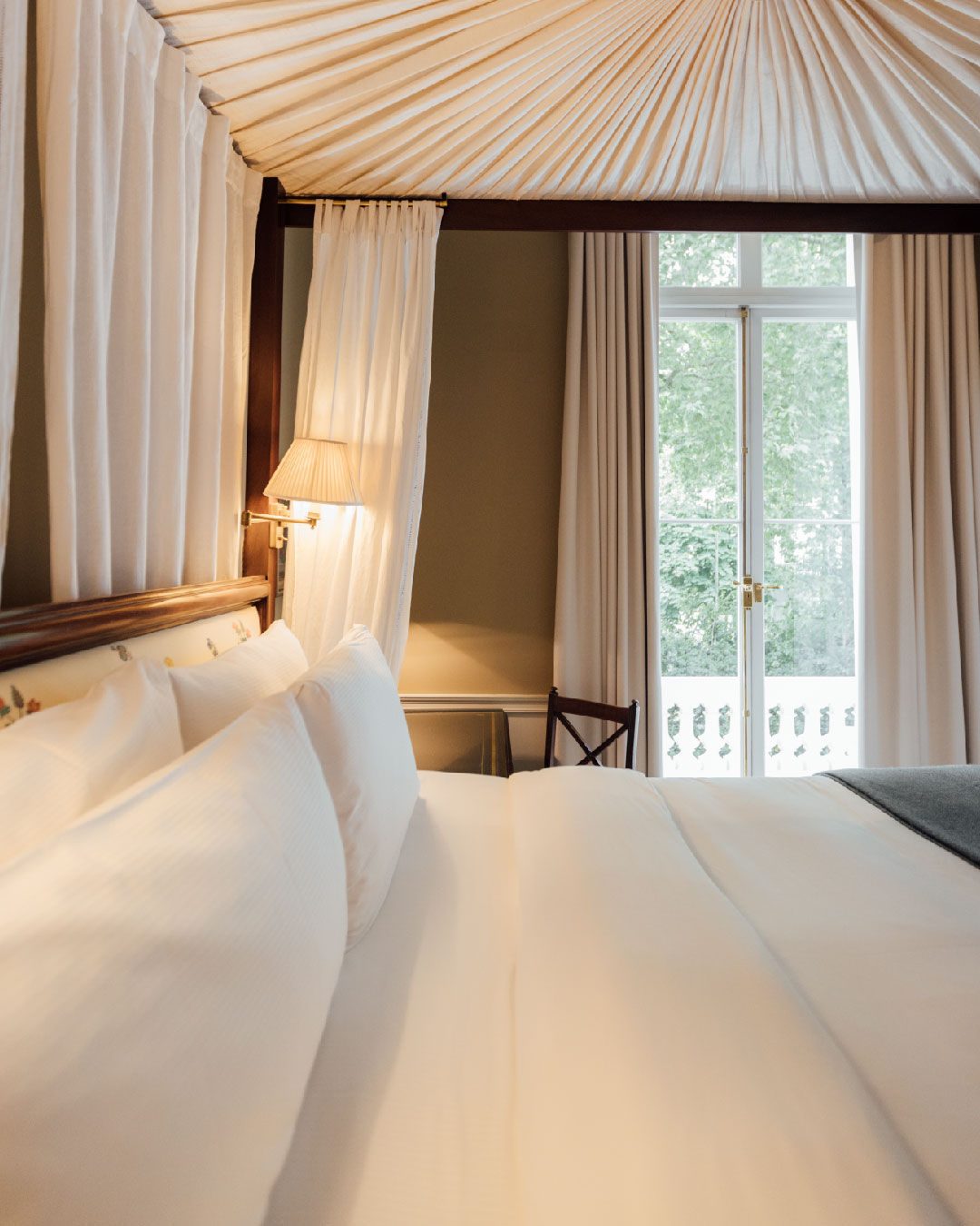 Kiyan, world cuisine alfresco restaurant