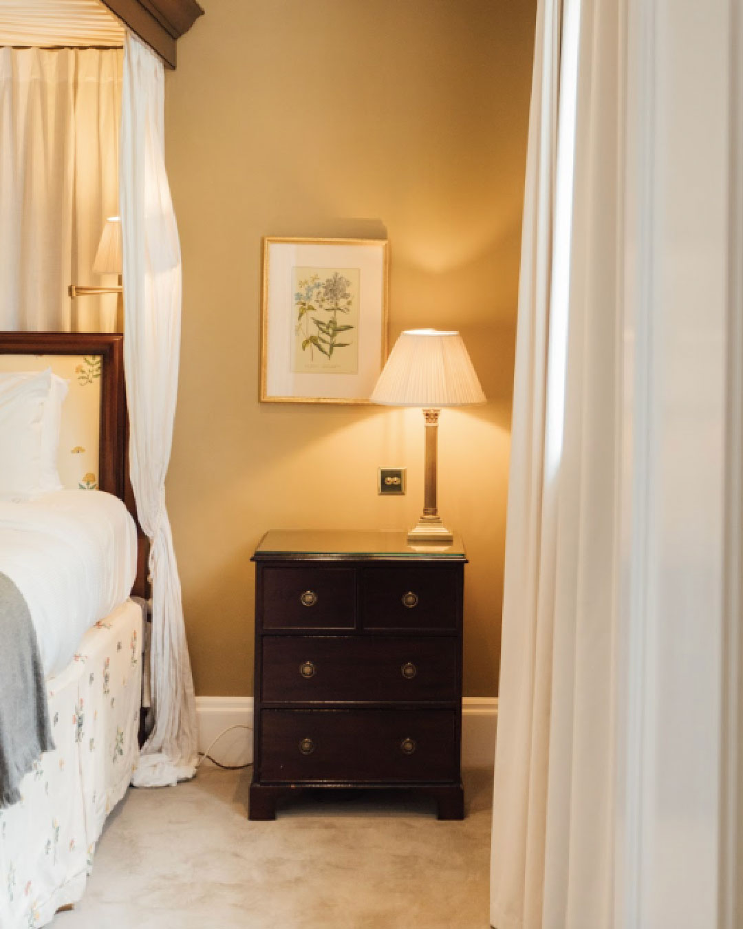 IAH Restaurant and Bar