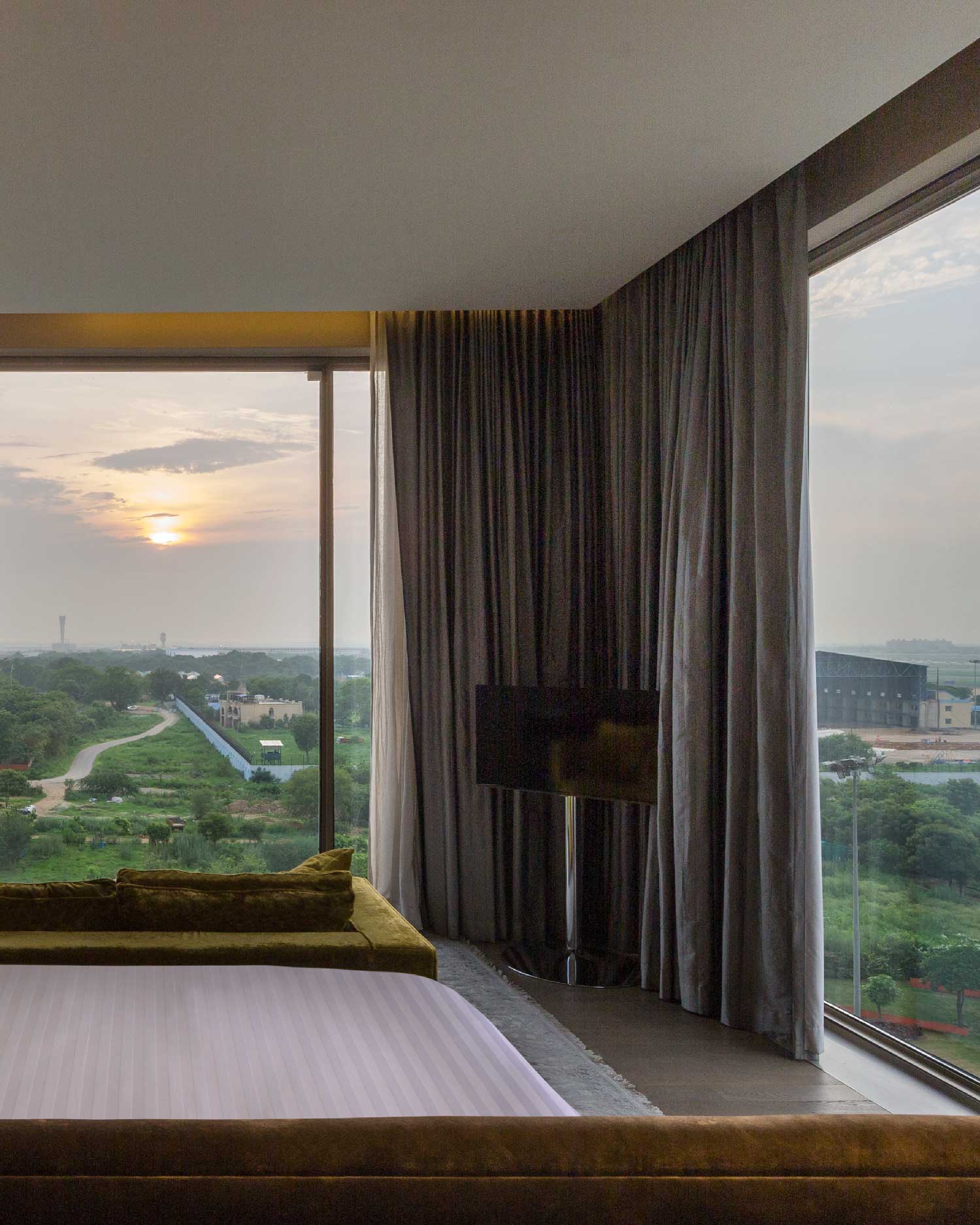 Roseate Terrace Suites