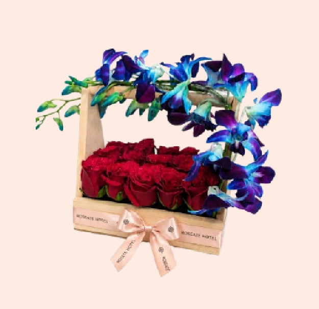 The Roseate Gift Box of Orchids & Roses 