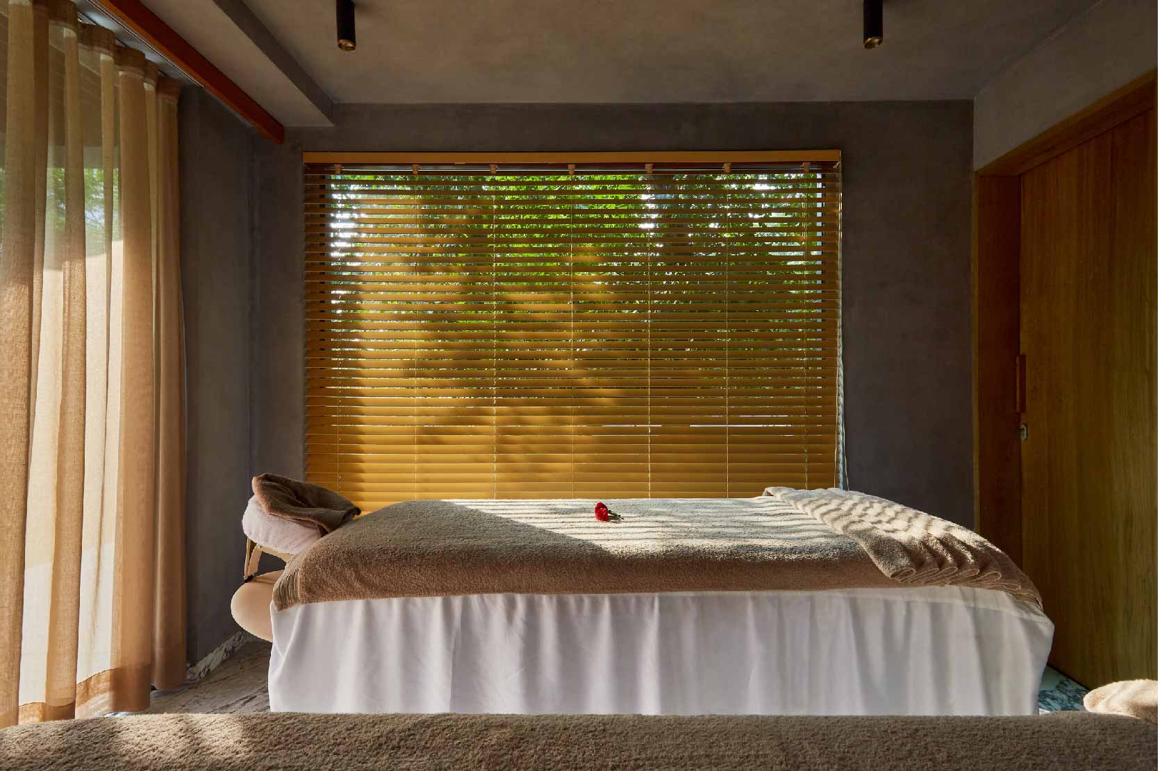 Roseate House Reception